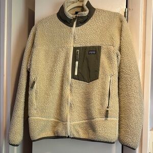 Patagonia Cream and Green Fleece Jacket